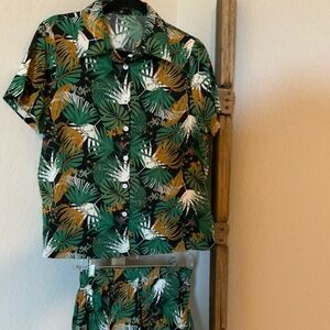 SHEIN Tropical Shorts and matching Shirt. Size M
